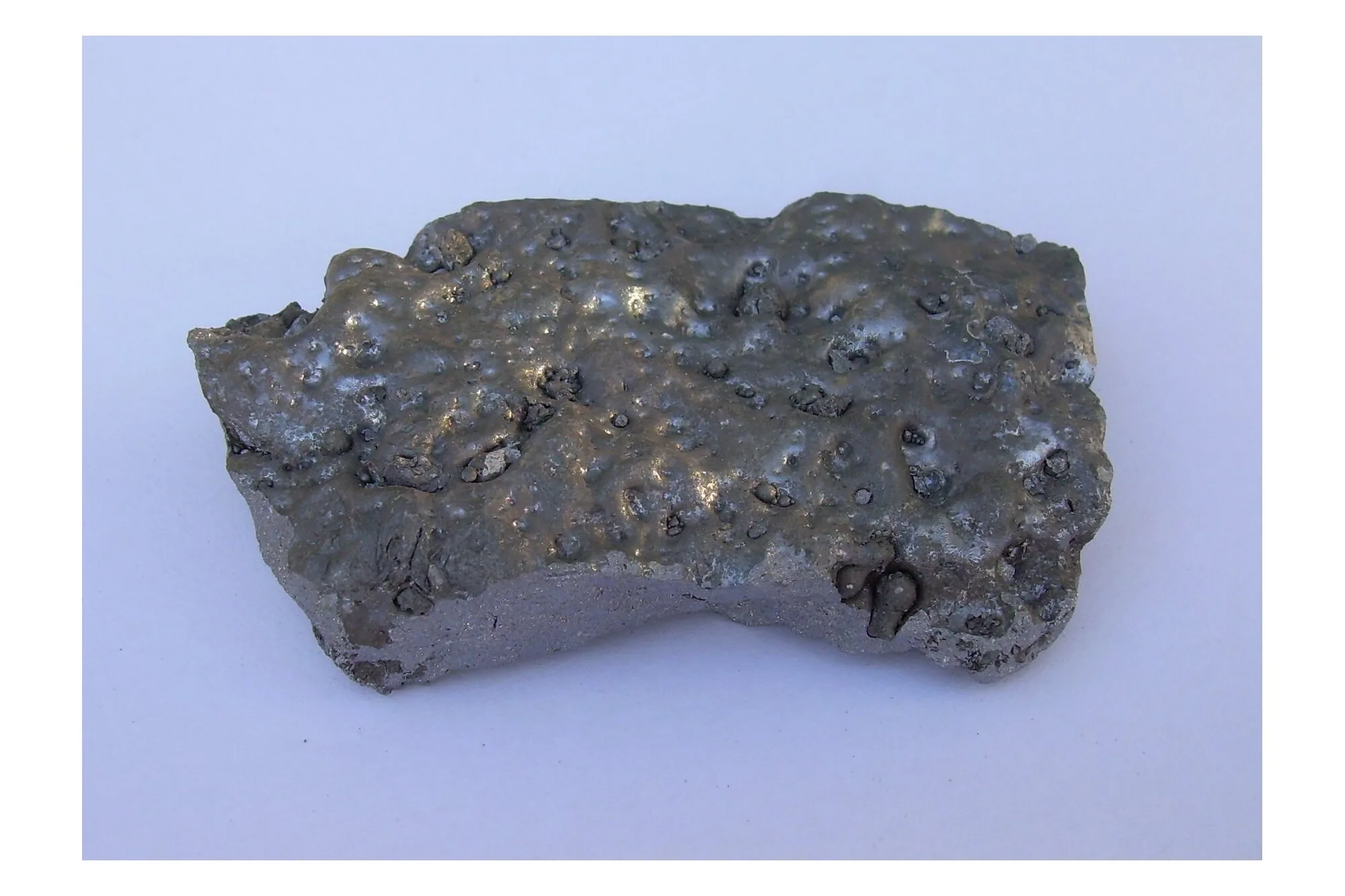 Ferroalloys and iron alloy lumps for industrial supply